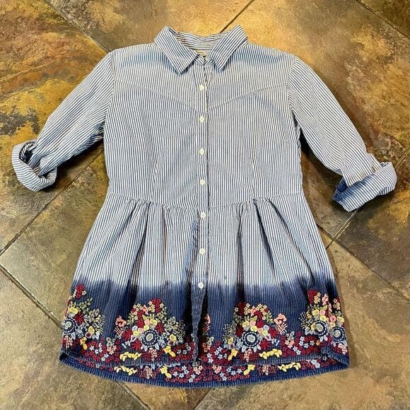 A Personal Touch Stripped Button Down Floral Embroidery Blouse Medium - Picture 8 of 14